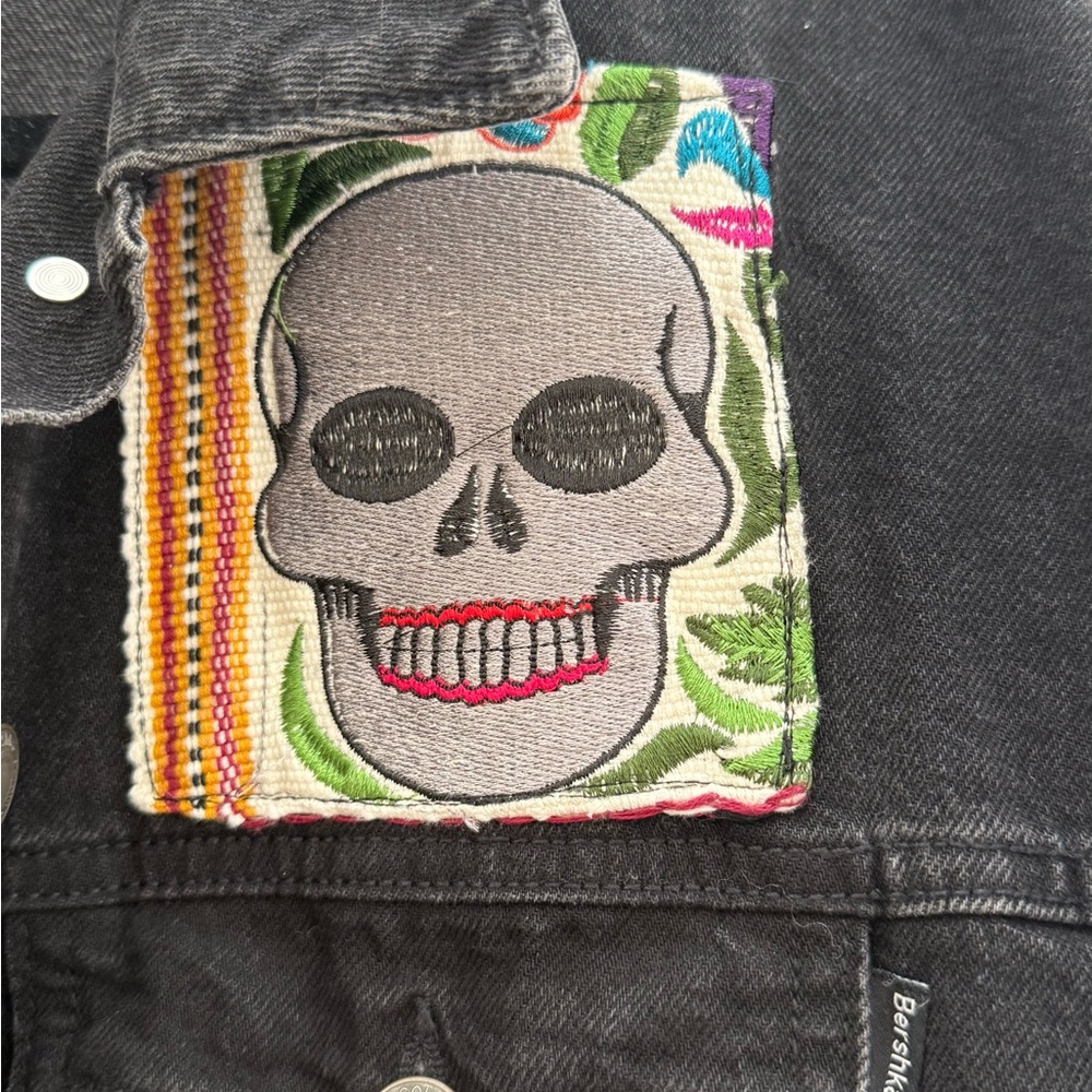 Bershka Black Denim Jacket with Skull Patches - Picture 7 of 9